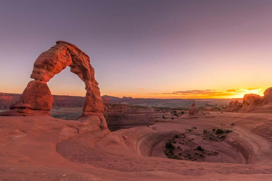 Los Angeles: 10-Day Yellowstone National Park Round Tour - Days 1 and 2: Seven Magic Mountains, Zion, Antelope Canyon, and Salt Lake City