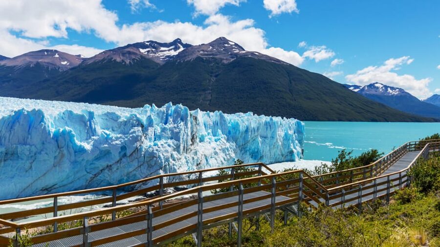Los Glaciares National Park and Perito Moreno Glacier Tour - Muelle Bajo las Sombras and the optional boat view