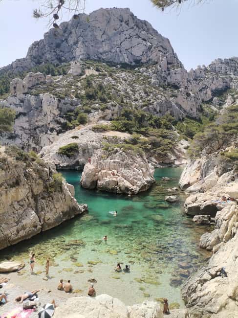 Marseille: Calanques National Park Guided Hike with Picnic - Five hours, with hiking at its core