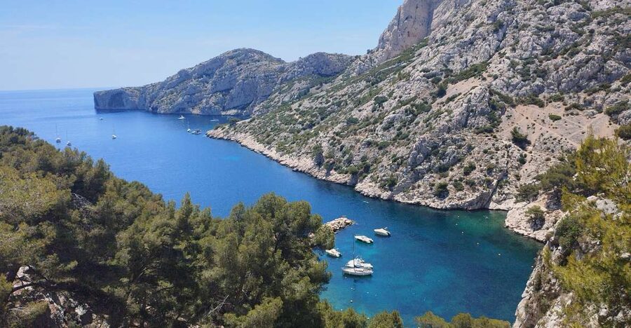 Marseille: Guided Hiking Calanques National Park from Luminy - On the trail: rocky paths and wide sea views