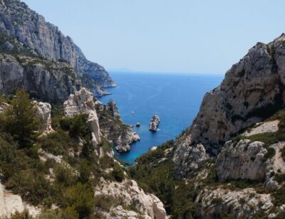 Marseille: Guided Hiking Calanques National Park from Luminy