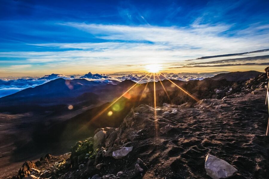 Maui: Sunrise & Breakfast Tour to Haleakala National Park - Stories about geology, culture, and Upcountry Maui