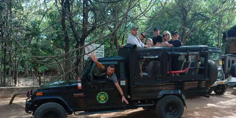 Minneriya National Park Safari - Entrance Fee Included - What I would bring and how I would plan it