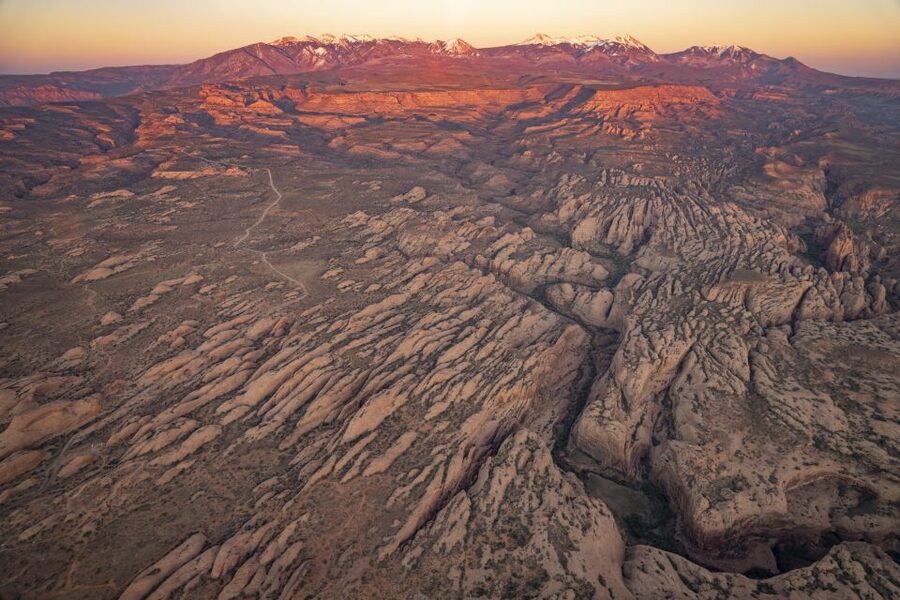 Moab: Arches National Park Airplane Tour - Devils Garden and Navajo Arch from a higher seat