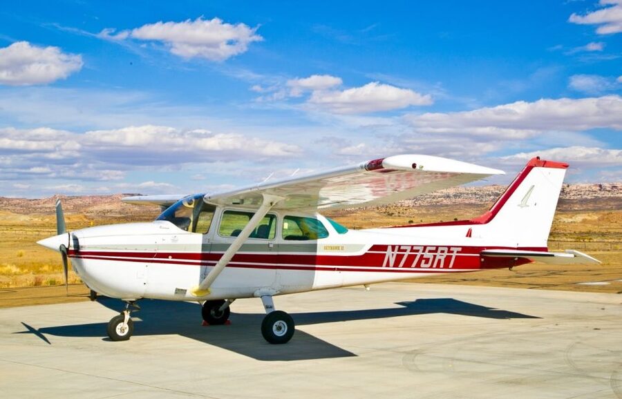 Moab: Canyonlands + Arches National Park Scenic Flight - Canyonlands and the White Rim from the air