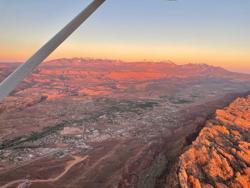 Moab: Canyonlands National Park Airplane Tour - Who will get the most from this flight