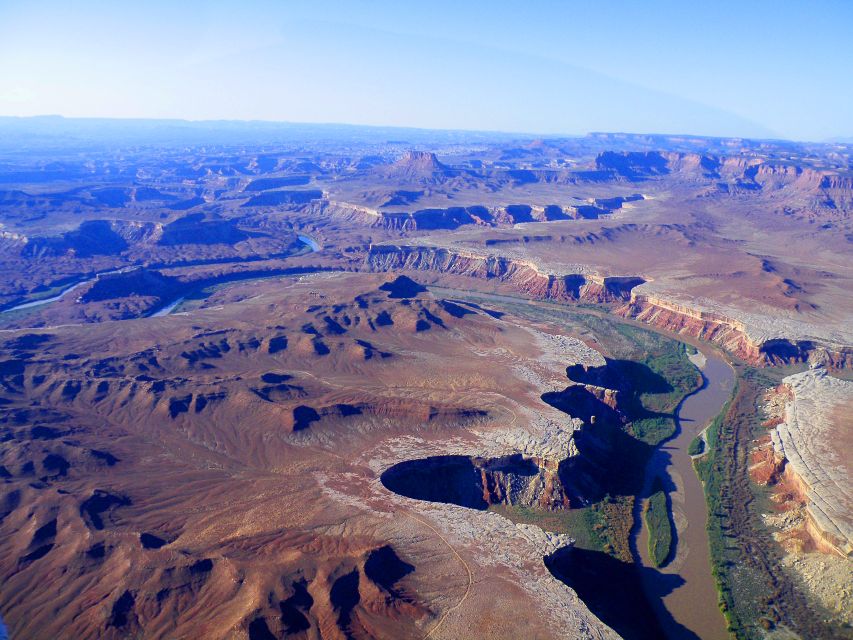 Moab: Canyonlands National Park Airplane Tour - Angel Arch and Druid Arch