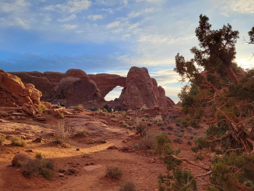 Morning Arches National Park 4x4 Tour - What the Jeep Rubicon ride feels like