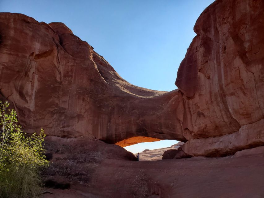 Morning Arches National Park 4x4 Tour - Balanced Rock on the paved park route