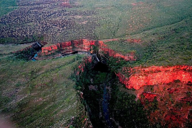 Mount Hart Wilderness Explorer - From Broome over Roebuck Bay and the Fitzroy River