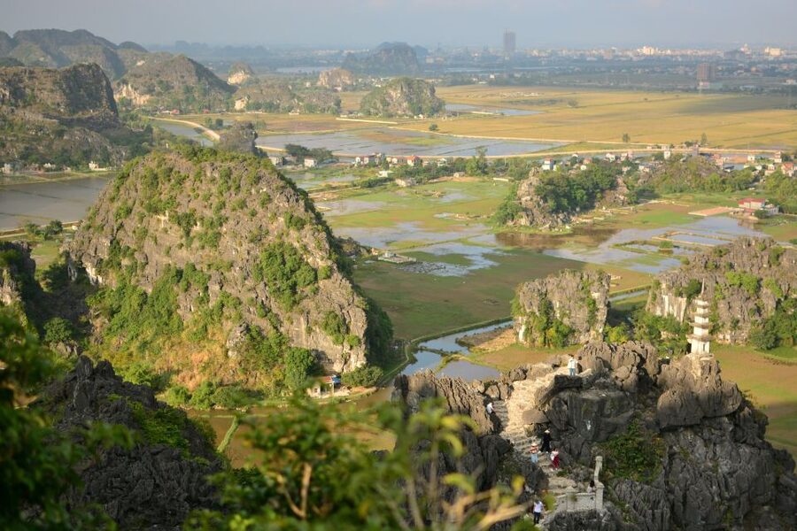 Mua Caves, Tam Coc, and Cuc Phuong National Park 2-Day Tour - Why this two-day route works