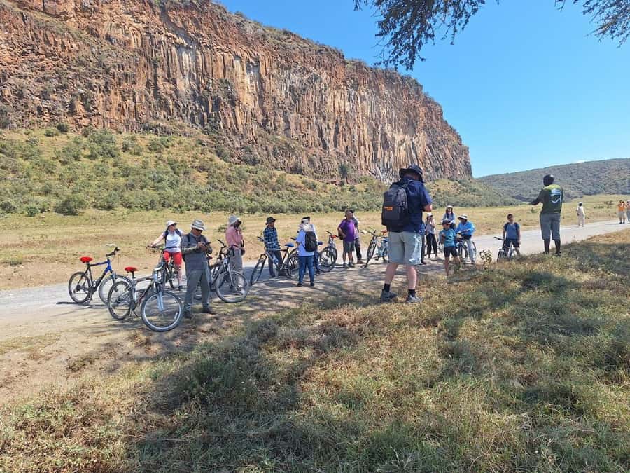 Nairobi: Lake Naivasha & Hell’s Gate National Park Day Trip - Cycling through Hell’s Gate National Park