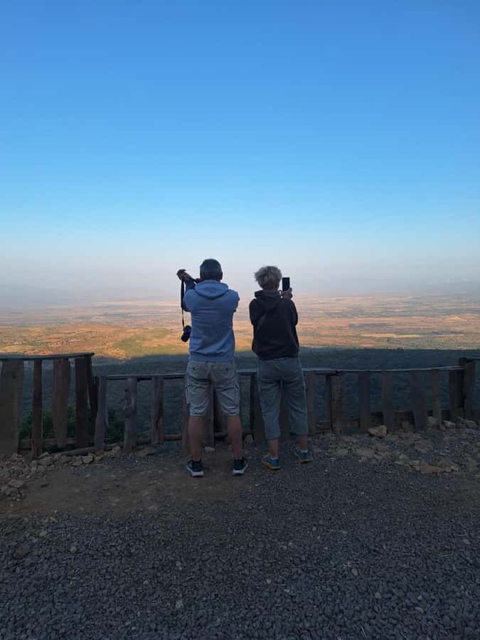 Nairobi: Lake Naivasha & Hell’s Gate National Park Day Trip - The geothermal gorge and hot spring