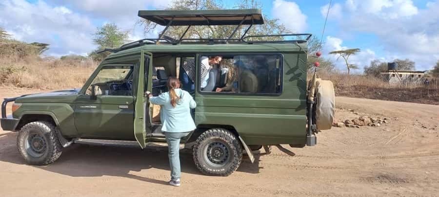 Nairobi: Nairobi National Park Half-Day Game Drive - Guides can make or break the drive