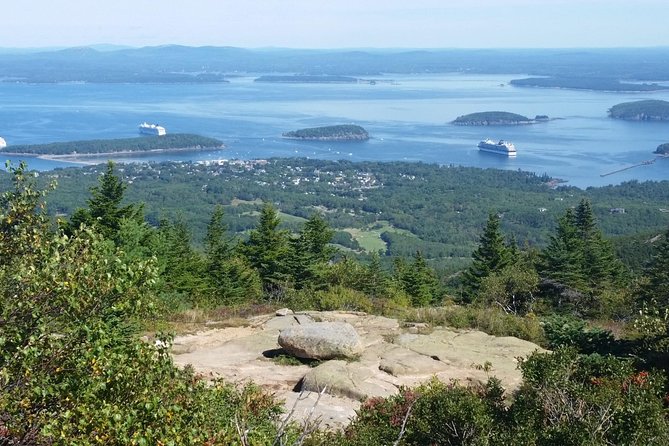 Narrated Bus Tour of Bar Harbor and Acadia National Park - The ride from Bar Harbor to Acadia