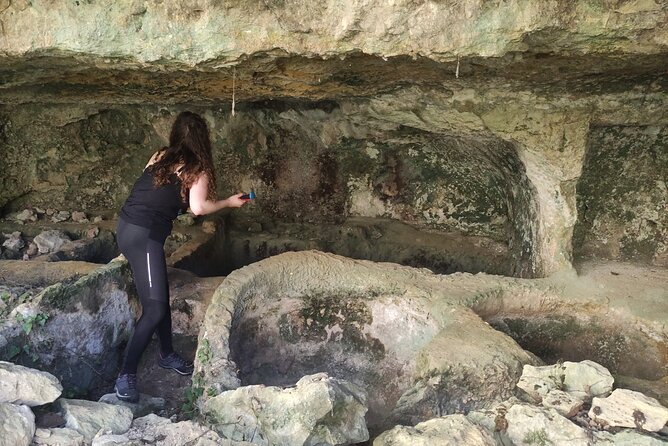Nature Reserve ,Trekking Eco Tour in Iblei National Park - Noto Antica: a ruined city with many layers