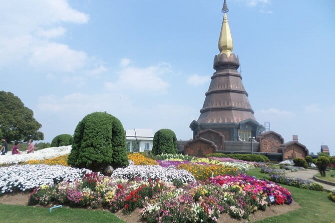 One day Doi Inthanon National Park & Trekking on Kew Mae Pan - Reaching Thailand’s highest point