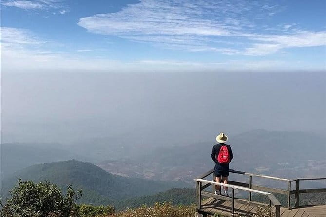 One day Doi Inthanon National Park & Trekking on Kew Mae Pan - The guide can make the difference