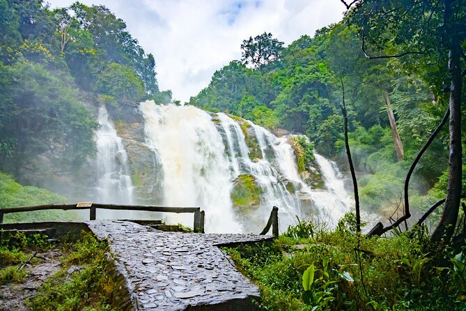 Pha Dok Siew Nature Trail & Doi Inthanon National Park From Chiang Mai - Starting early from Chiang Mai