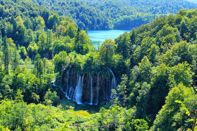Plitvice Lakes National Park Tour from Zadar - Walking the Lower Lakes and reaching Veliki Slap