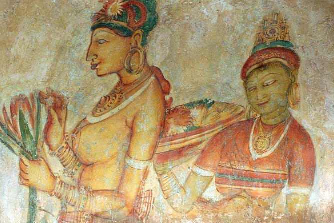 Private Day Trip to Sigiriya, cave and National park Safari Tour - Who should choose this Sri Lankan marathon