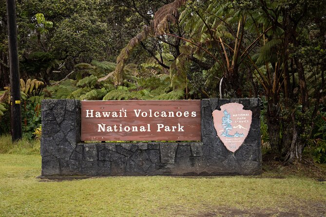 Private - Hawaii Volcanoes NP and Black Sand Beaches Tour - Six hours inside Hawaii Volcanoes National Park