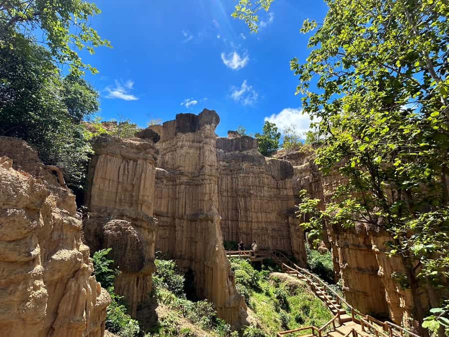Private Tour Pha Chor Canyon & Doi Inthanon National Park - Wachirathan Waterfall brings the volume