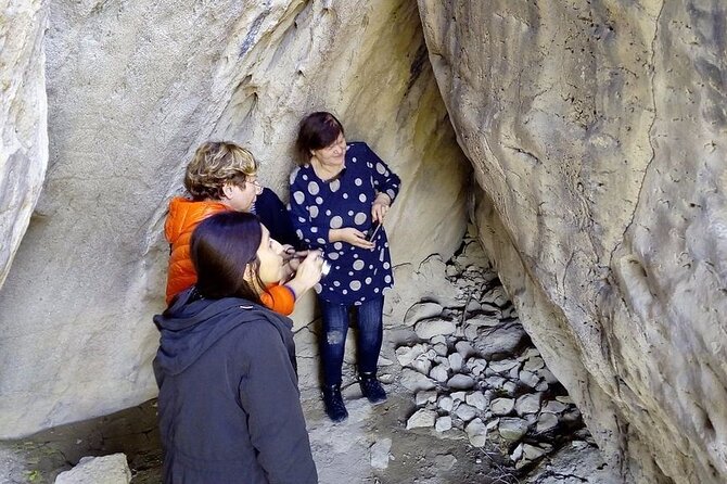 Private Tour to Gobustan National Park - Starting with Baku’s old resting place