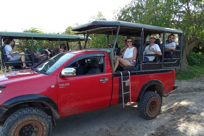 Private Wilpatu National Park Leopard safari from Colombo/Negambo - The 8:30 a.m. pickup and the long road north