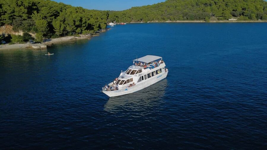 Pula: Brijuni National Park Dolphin Watching Tour w/Dinner - Leaving Pula as the Sun Drops