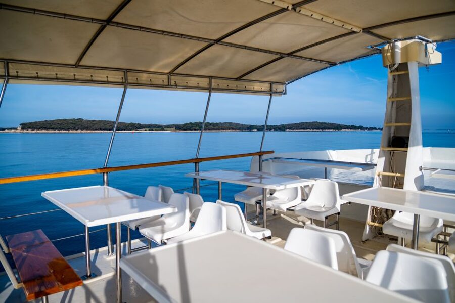 Pula: Brijuni National Park Sunset, Dolphins & Dinner Cruise - Who should book this Pula boat trip?