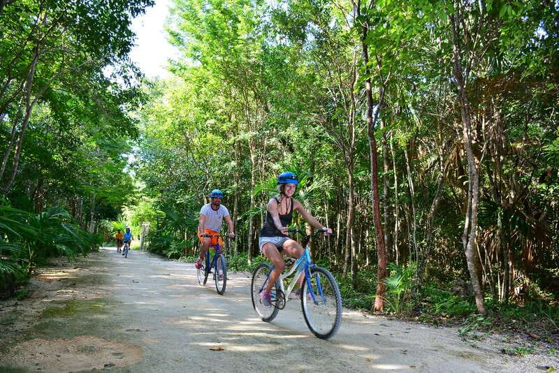 Rio Secreto Nature Reserve: Bicycle, Rappel & Ziplines Tour - Safety gear and the twenty-minute briefing