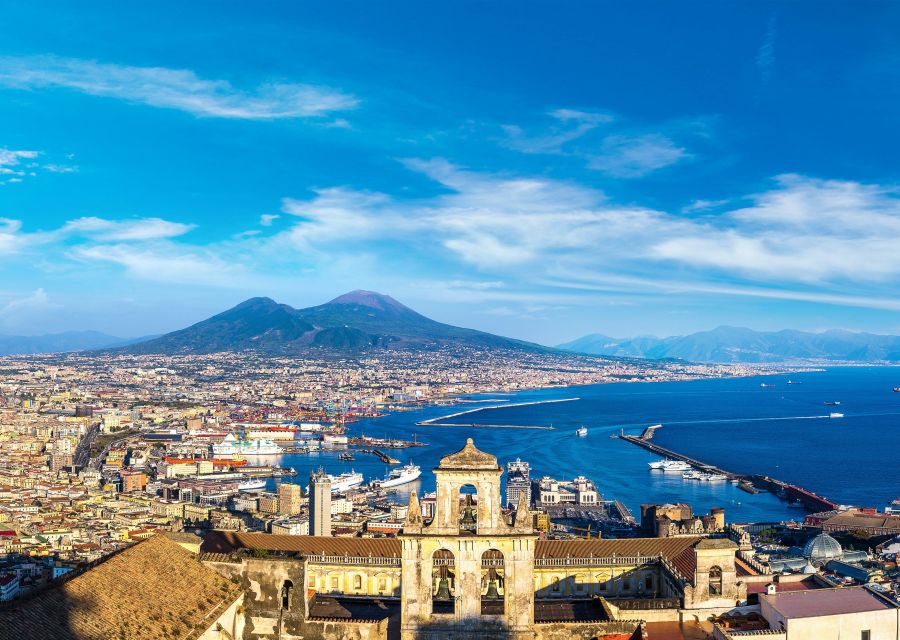 Round-Trip to Vesuvius National Park From Ercolano - Walking toward the Great Cone