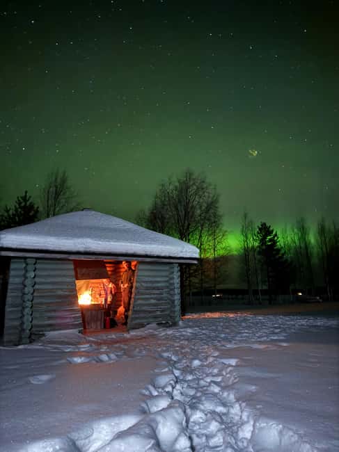 Rovaniemi:Northern Lights Hunt in Lapland Wilderness - What happens at the viewing site