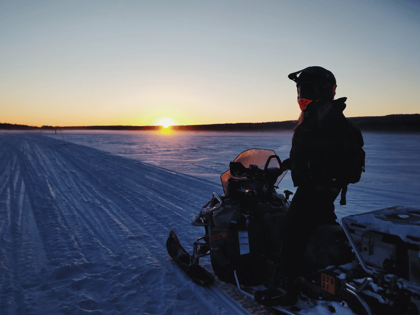 Rovaniemi: Taste of Wilderness Snowmobile Safari - Starting in central Rovaniemi