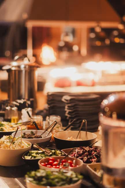 Saariselkä: Wilderness Dinner - Chef's Special Evening - The short walk and the aurora watch