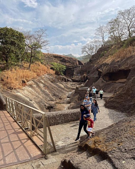 Sanjay Gandhi National Park + Kenheri Caves + Lion Safari - River boat and Pagoda: a change of pace