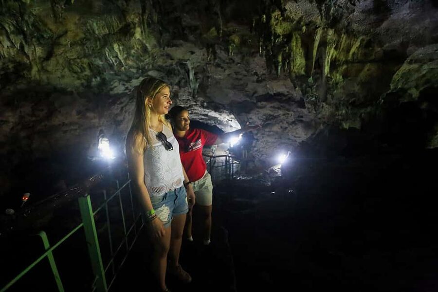 Santo Domingo: Three Eyes National Park Guided Tour - The park trails, plants, and wildlife