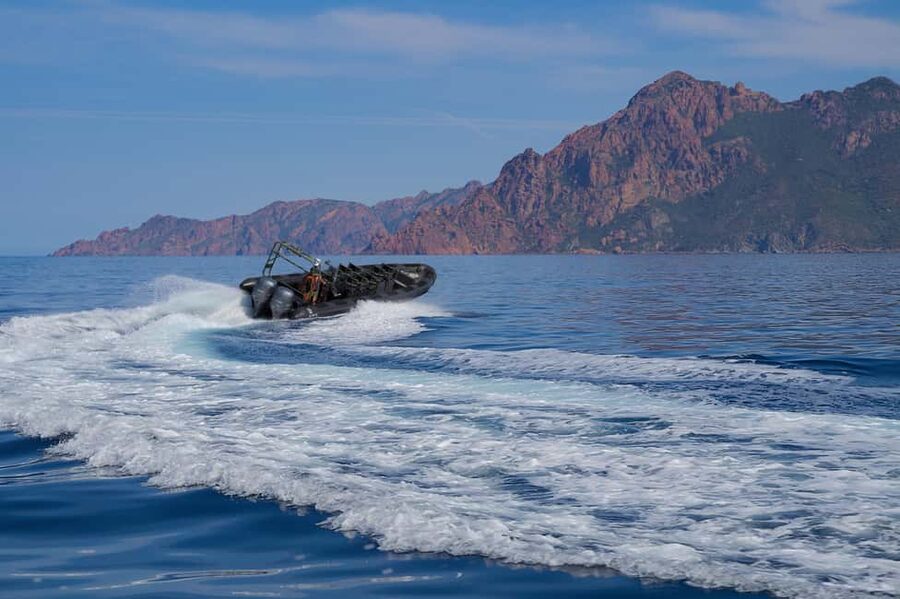 Scandola: Visit the Nature Reserve from Porto (France) - Capo Rosso and the trip into the caves
