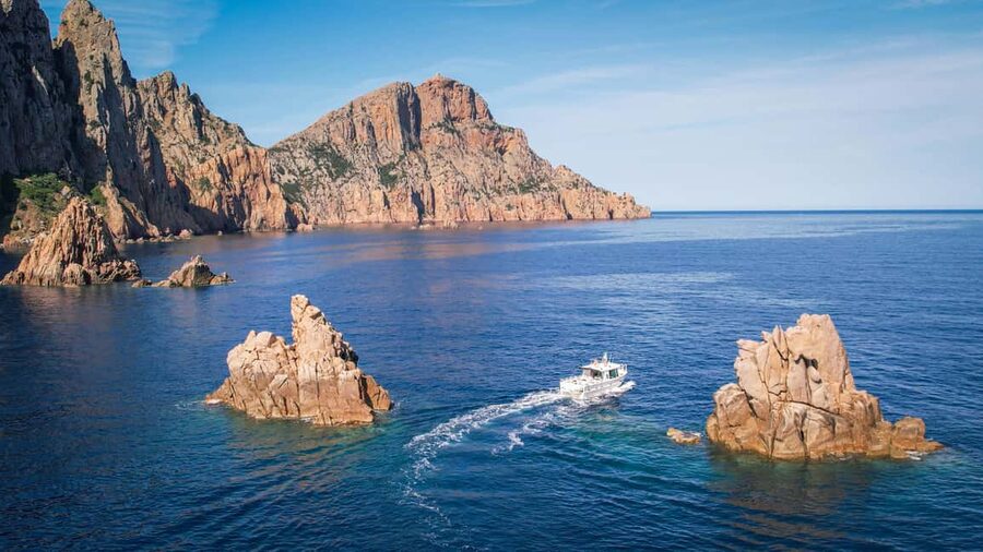 Scandola: Visit the Nature Reserve from Porto (France) - Thirty-five minutes in Girolata