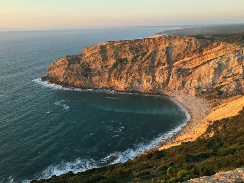 Sesimbra & Arrábida National Park Tour with 5 Wines Tasting - At a glance