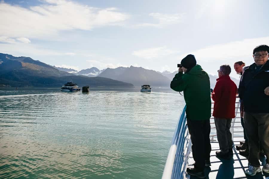 Seward: Kenai Fjords National Park Catamaran Cruise w/Lunch - Lunch, seating, and comfort during six hours aboard