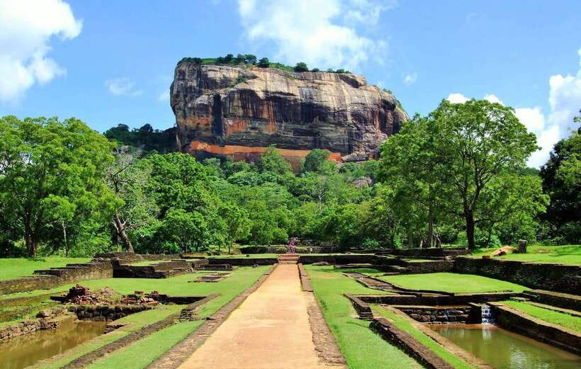 Sigiriya Rock Hike & Minneriya Elephant Safari – Day Tour - Why this pairing works so well