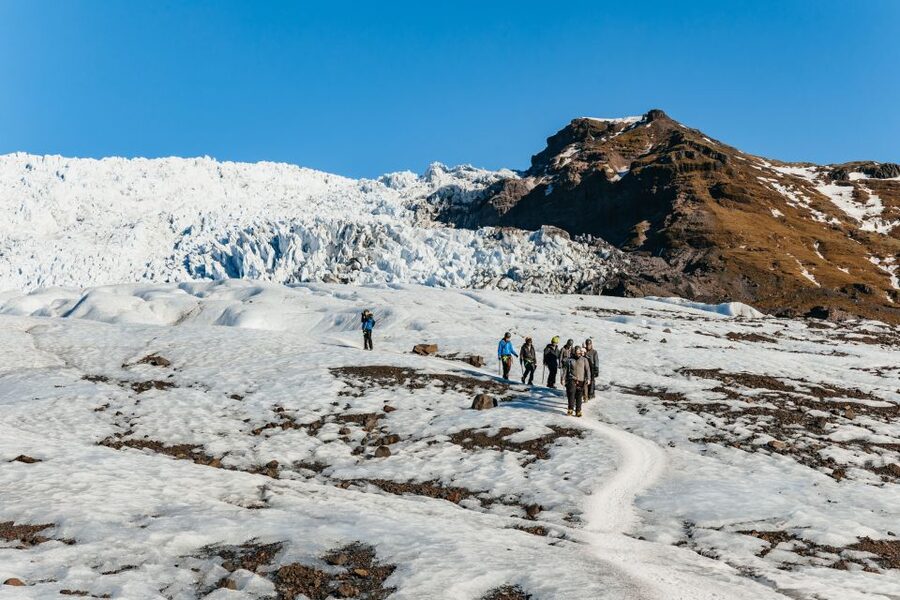 Skaftafell National Park: Falljokull Glacier Easy Hike - The walk back through Skaftafell scenery