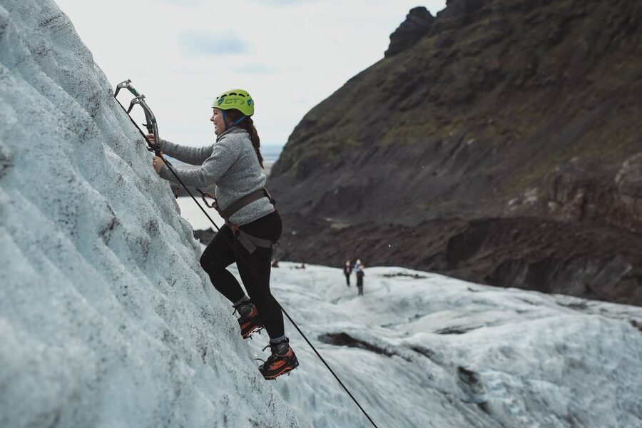 Skaftafell National Park: Falljokull Ice Climb and Hike - Walking onto Falljökull in Skaftafell