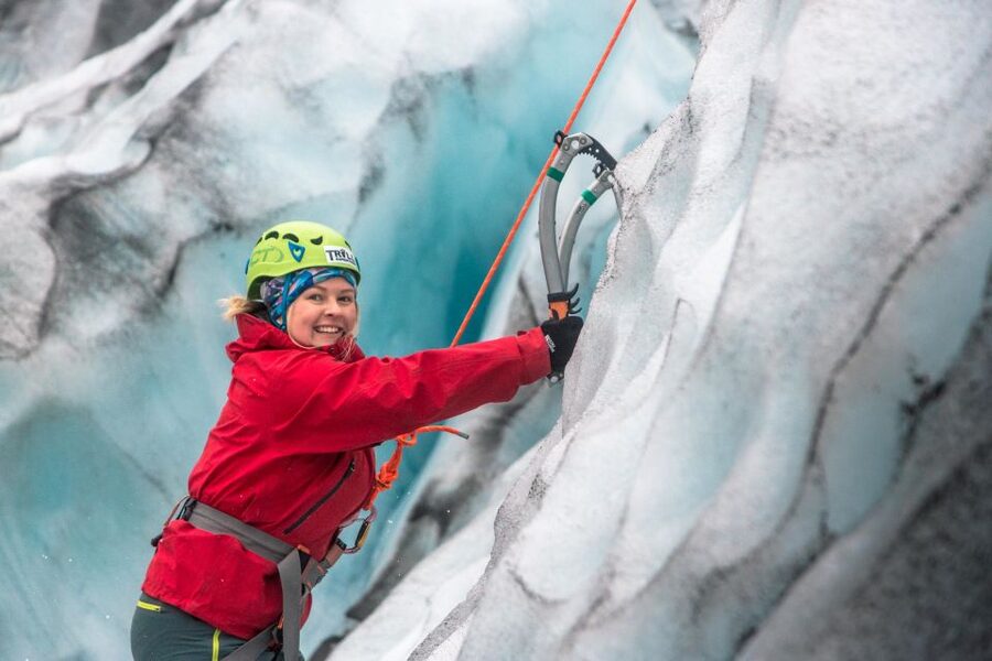 Skaftafell National Park: Falljokull Ice Climb and Hike - Safety on a glacier that keeps moving
