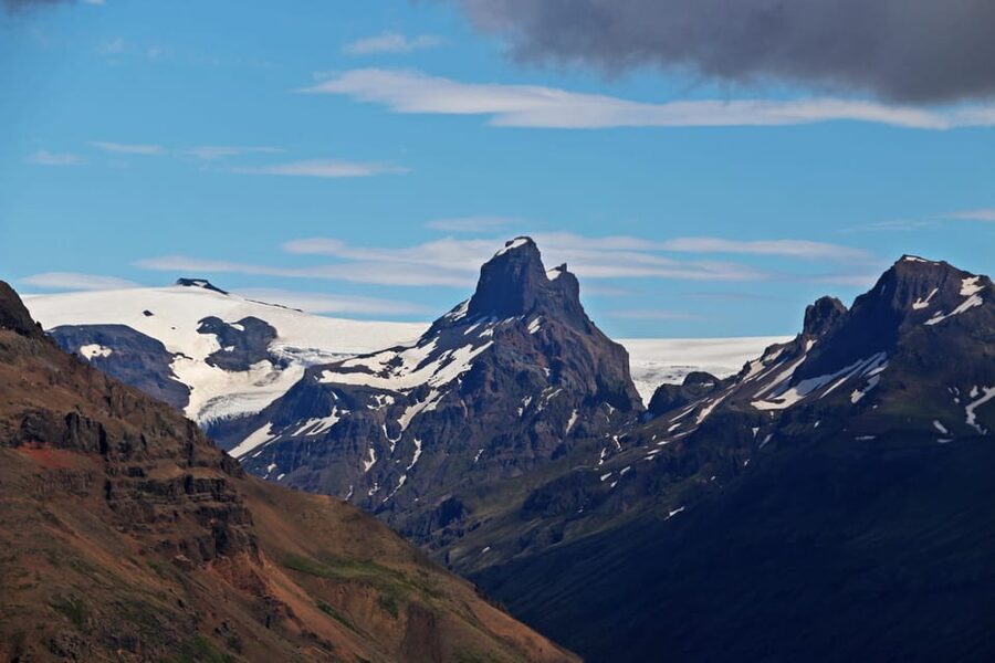 Skaftafell Nature Reserve: Highlights Scenic Airplane Tour - The pilot, briefing, and small-group feel