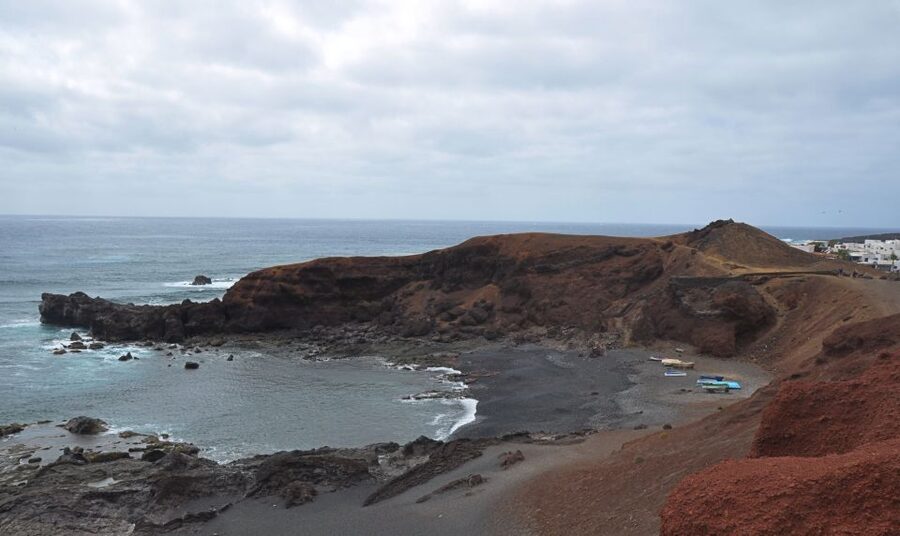 South Tour: Timanfaya National Park - Lunch after the volcanic visit