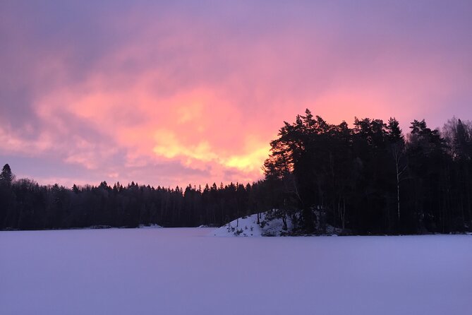 Stockholm: Nature Reserve Hiking Tour with Campfire Lunch - Starting beside Nacka Nature Reserve