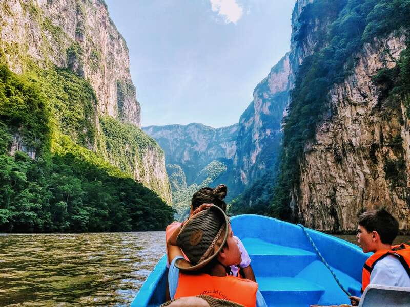 Sumidero National Park Full-Day Trip from Tuxtla Gutiérrez - A two-hour boat ride between the canyon walls